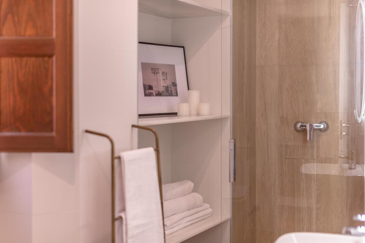 Suites Jardines De La Alhambra グラナダ エクステリア 写真